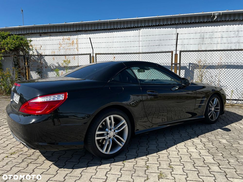Mercedes-Benz SL - 10