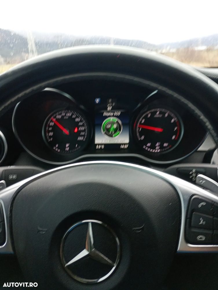 Mercedes-Benz C 300 T 7G-TRONIC AMG Line - 8