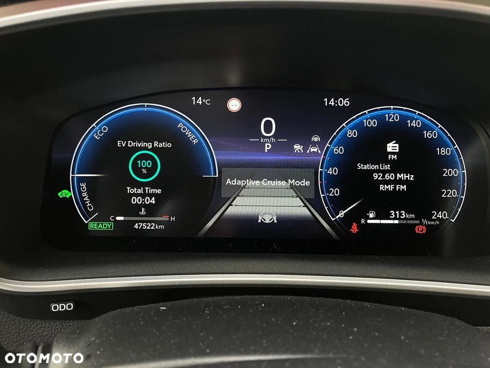 Toyota Corolla Cross 2.0 Hybrid Executive AWD - 26