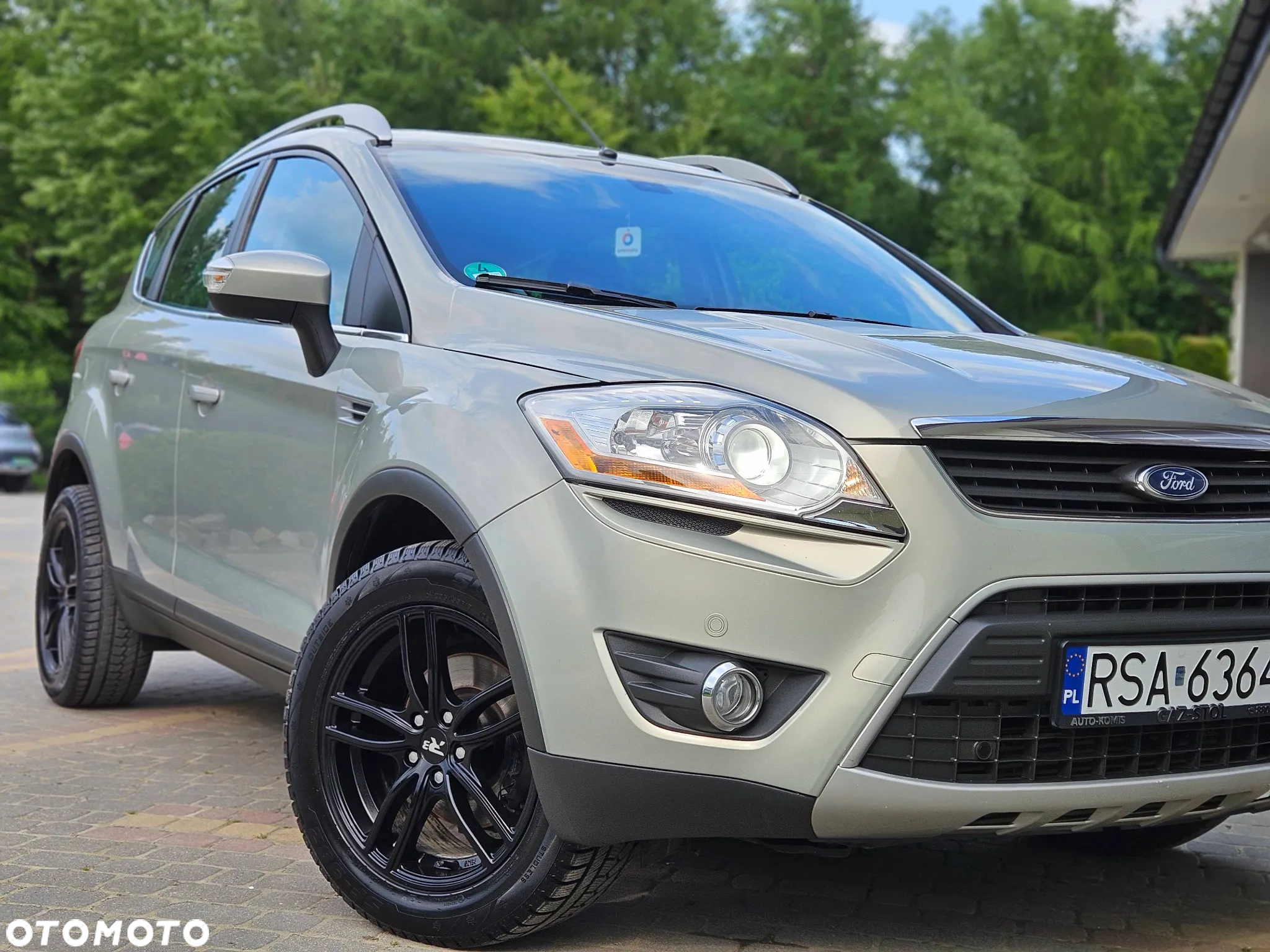 Ford Kuga 2.0 TDCi 4x4 Titanium - 3