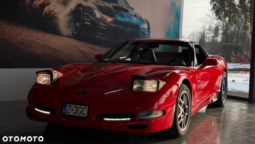 Chevrolet Corvette - 26