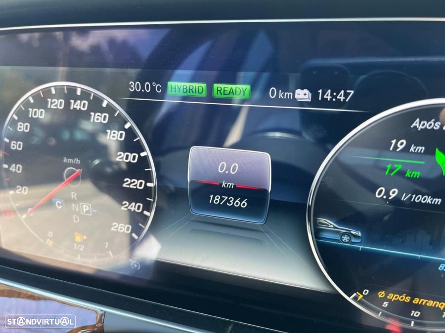 Mercedes-Benz E 300 de Avantgarde - 11