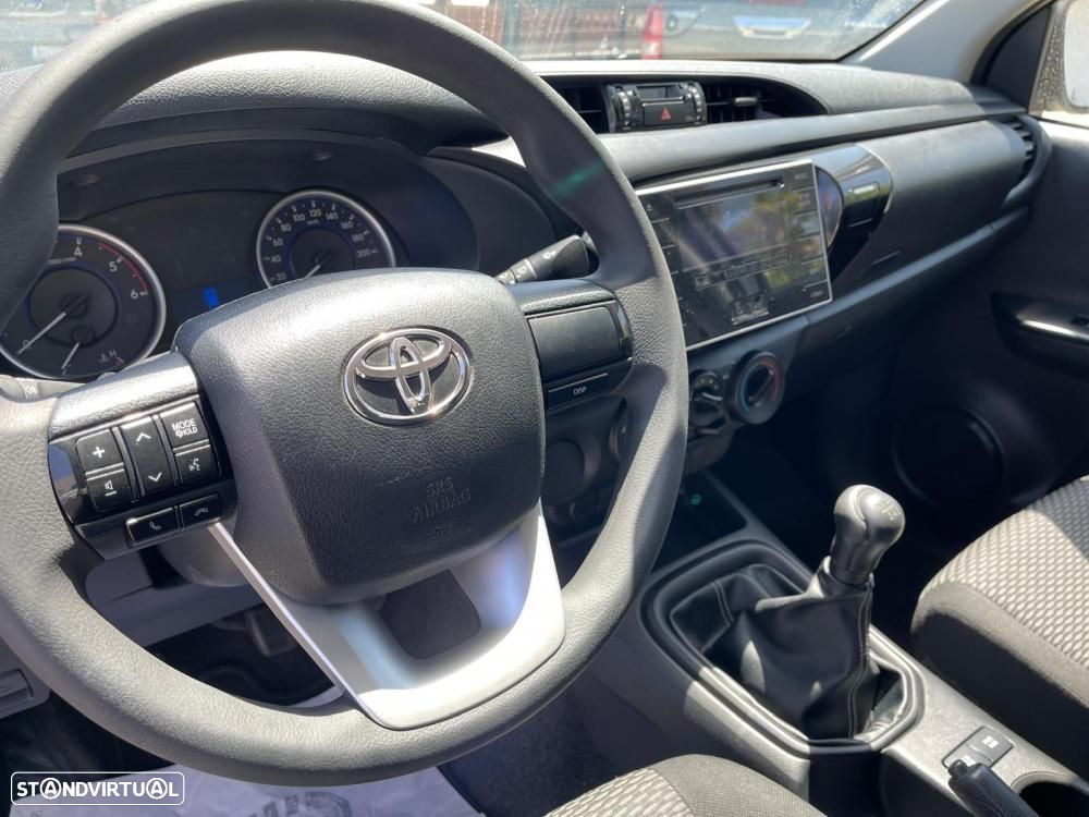 Toyota Hilux HILUX VIII 2.4 D (150CV) - 12