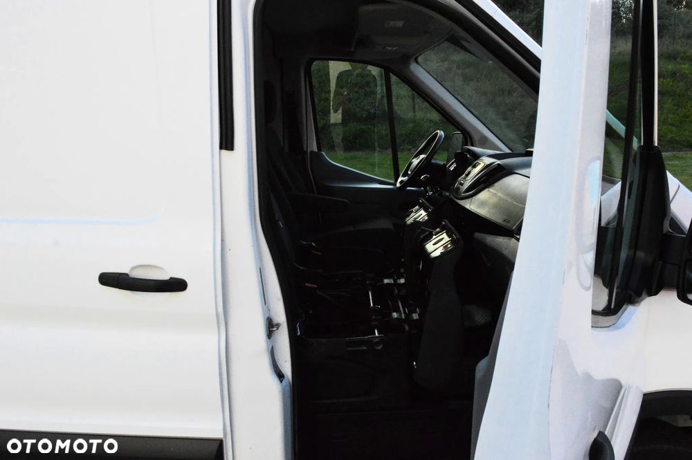 Ford TRANSIT - 16
