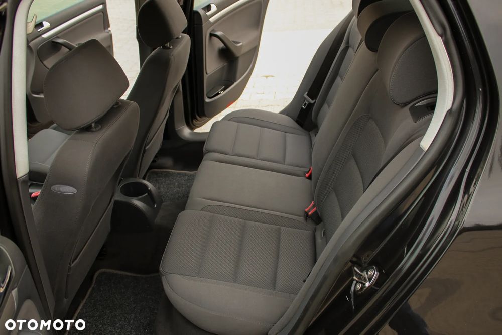 Volkswagen Golf 2.0 FSI Speed - 29