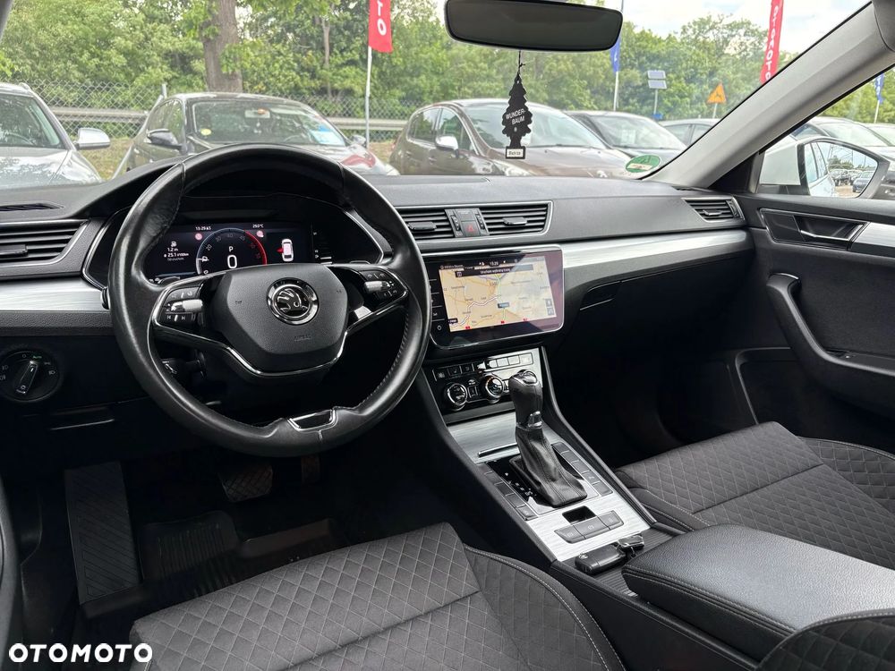 Skoda Superb 2.0 TDI Sportline DSG7 - 22