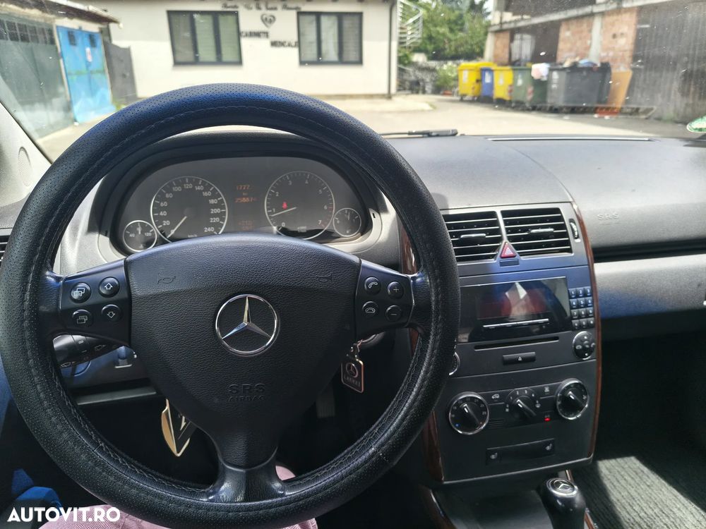 Mercedes-Benz A 170 Autotronic Elegance - 7