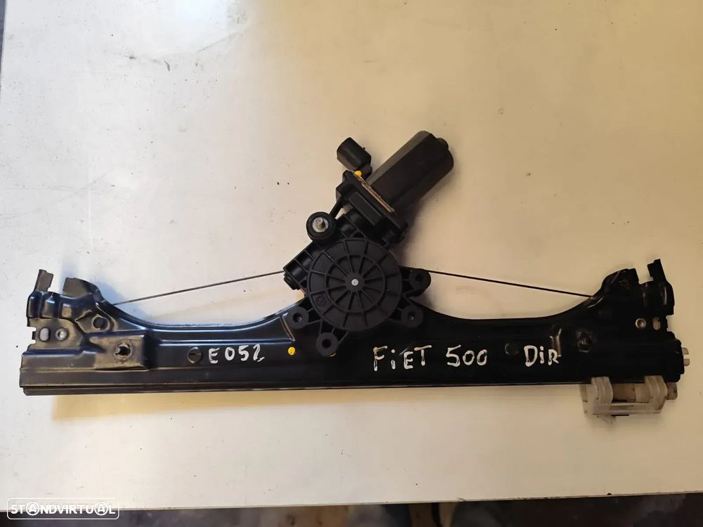 FIAT 500 ELEVADOR DIREITO - E052 - 1