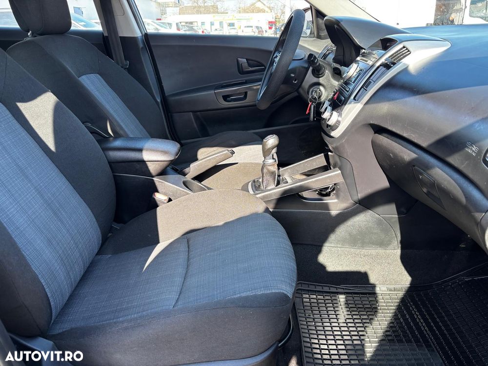 Kia Ceed 1.6 DSL TX STYLE - 8