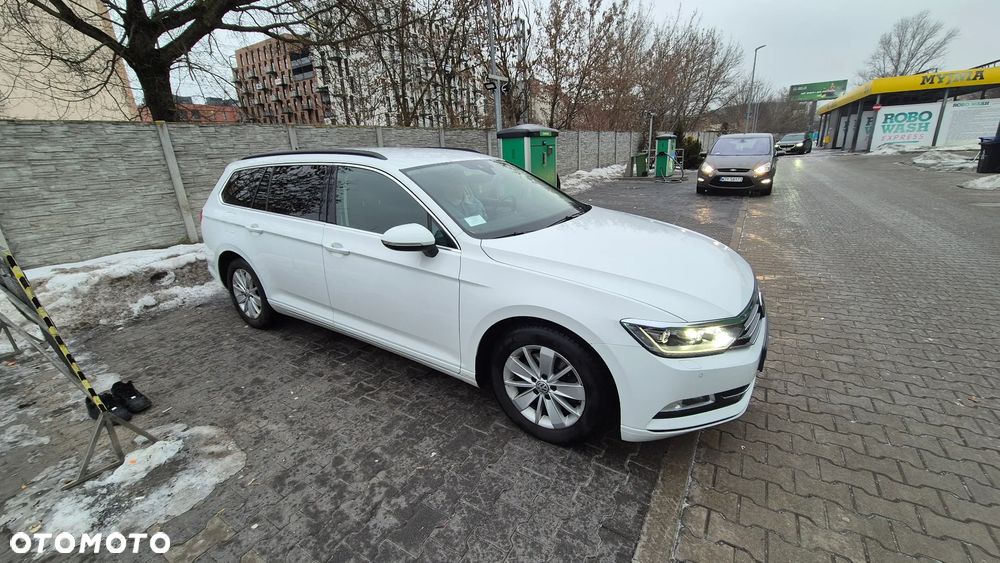 Volkswagen Passat 2.0 TDI BMT Comfortline - 1
