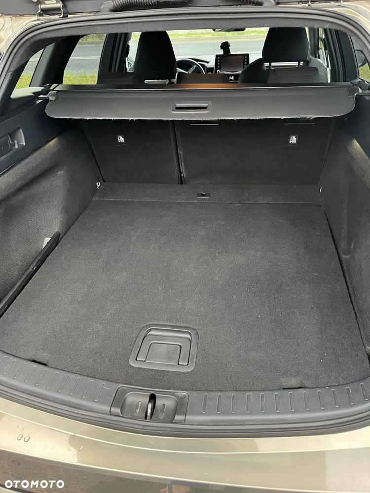 Toyota Corolla 2.0 Hybrid Comfort - 5