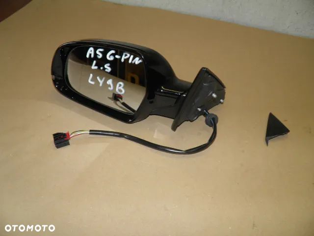 LUSTERKO LEWE AUDI A5 6-PIN LY9B - 2