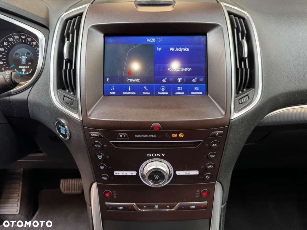 Ford Galaxy 2.0 EcoBlue Titanium - 26