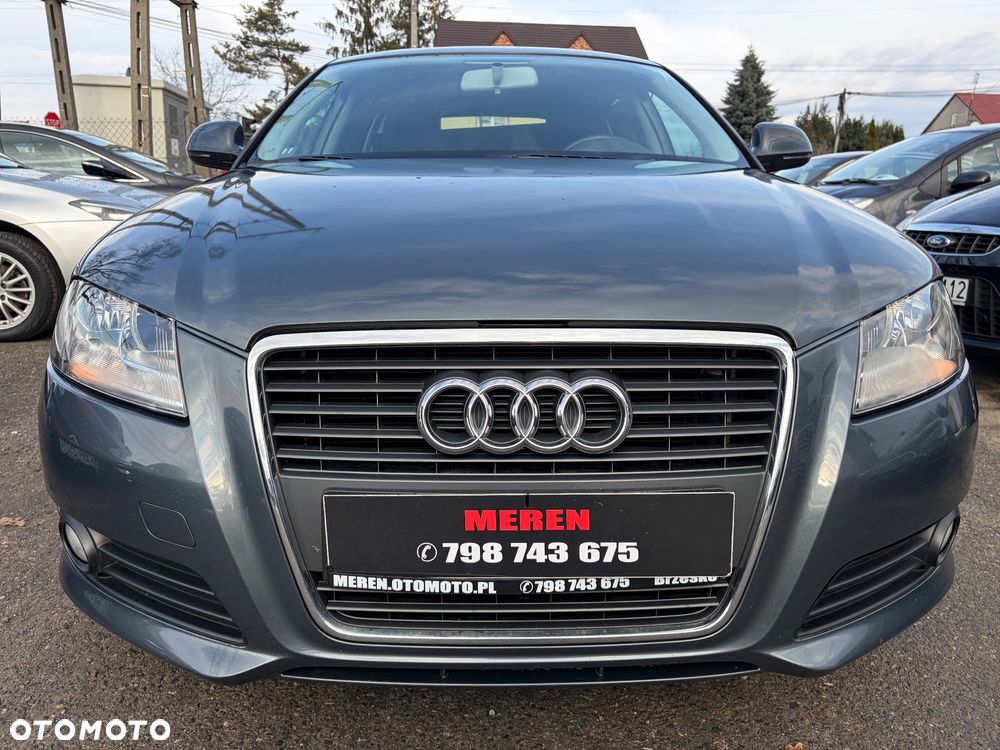 Audi A3 Sportback - 2