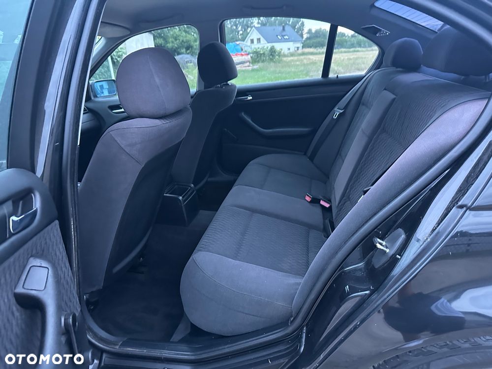 BMW Seria 3 - 18