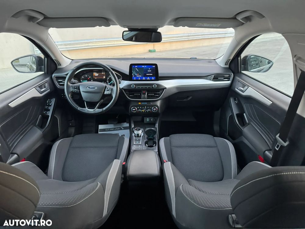 Ford Focus 1.5 EcoBlue Connected - 11