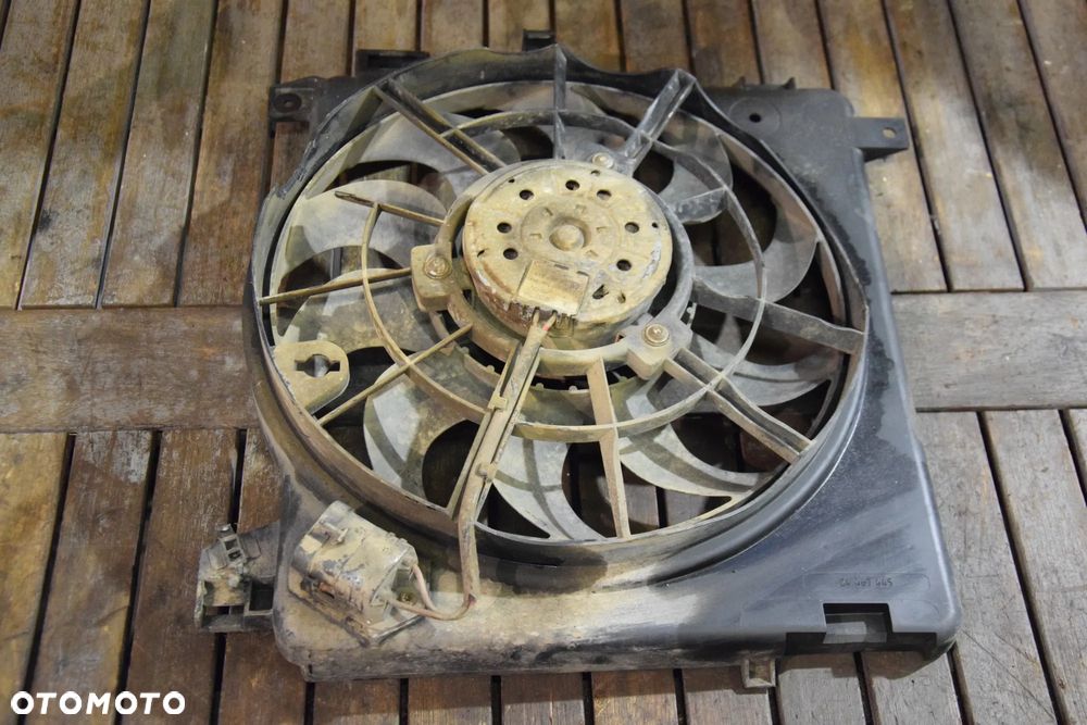 Opel Astra H 1.9 cdti Wentylator 24467444 / 24467442