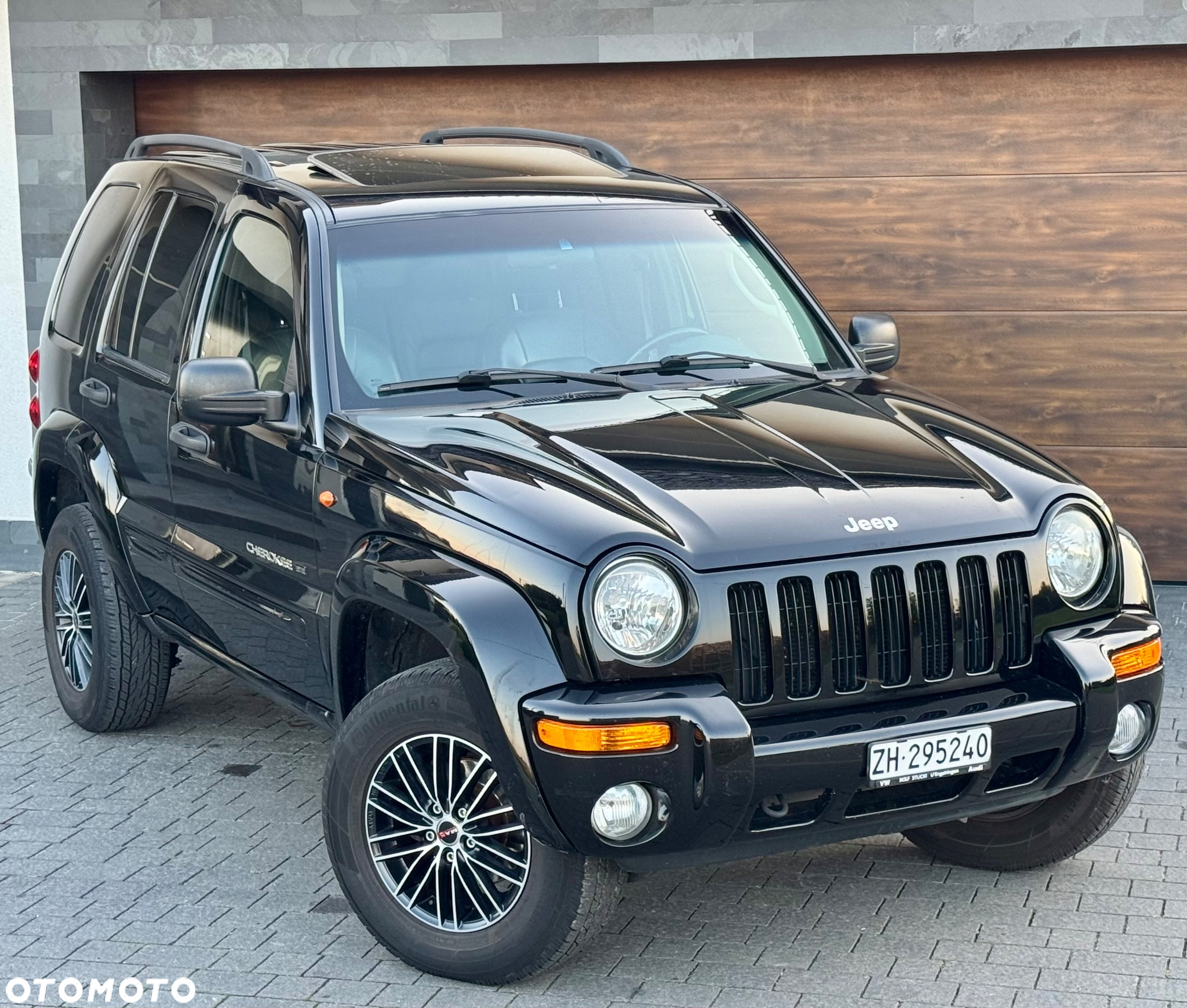 Jeep Cherokee 3.7L Limited - 4