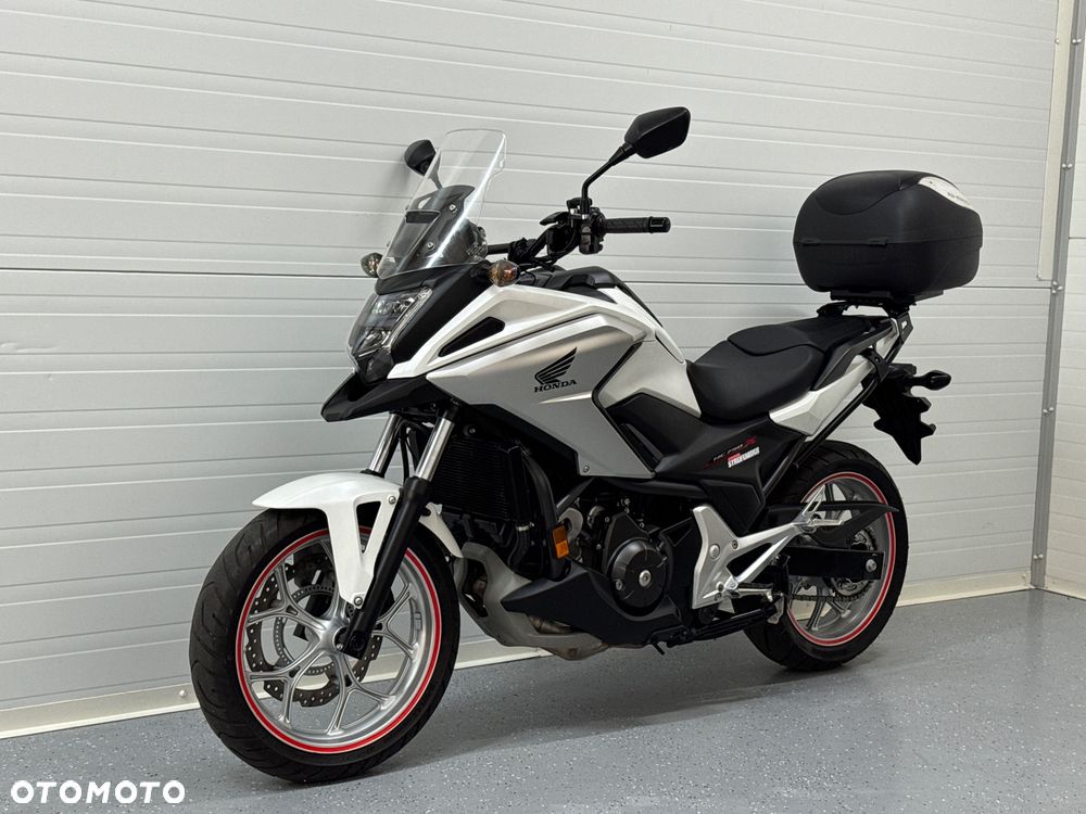 Honda NC - 18