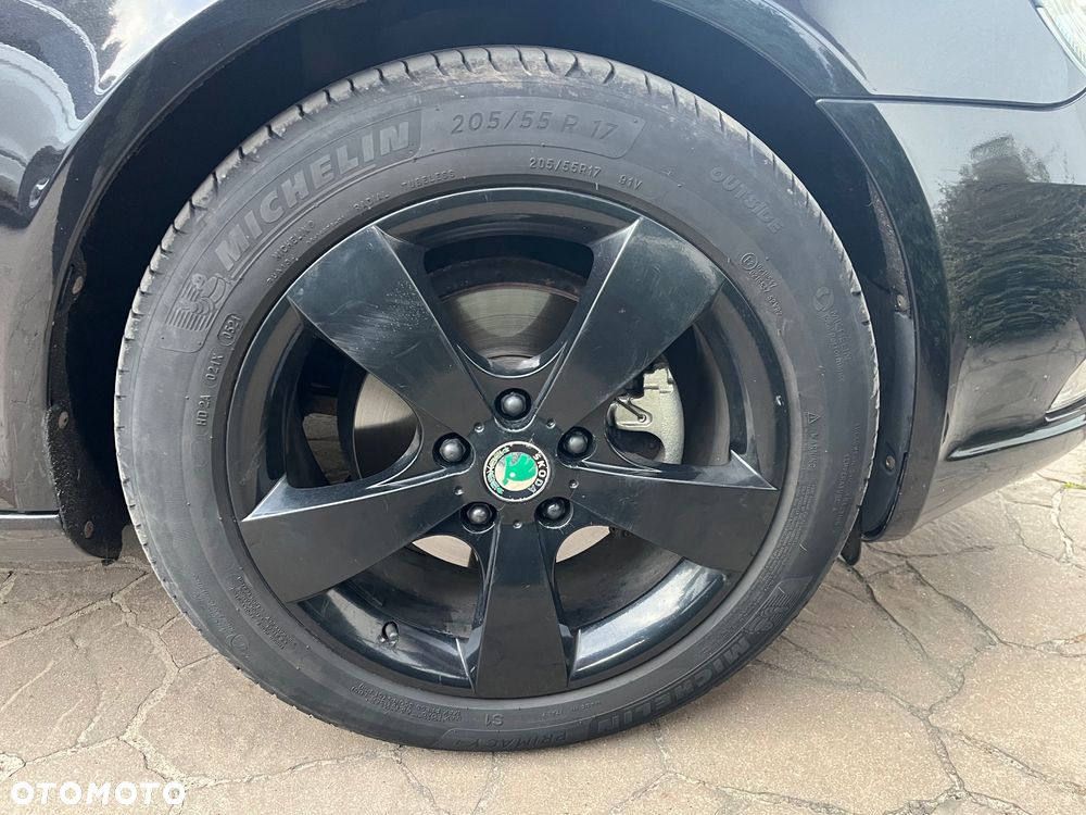 Skoda Octavia 1.8 TSI DSG Elegance - 17