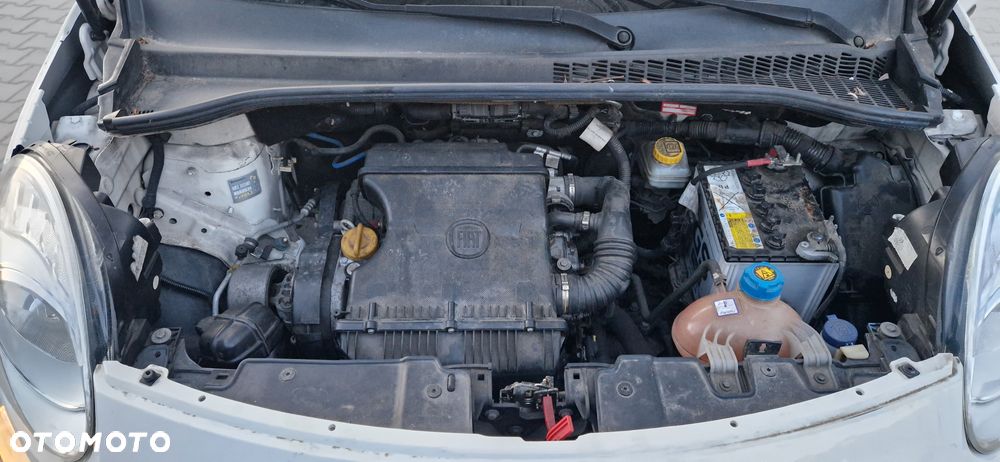 Fiat 500L Urban 1.4 16V Lounge - 17