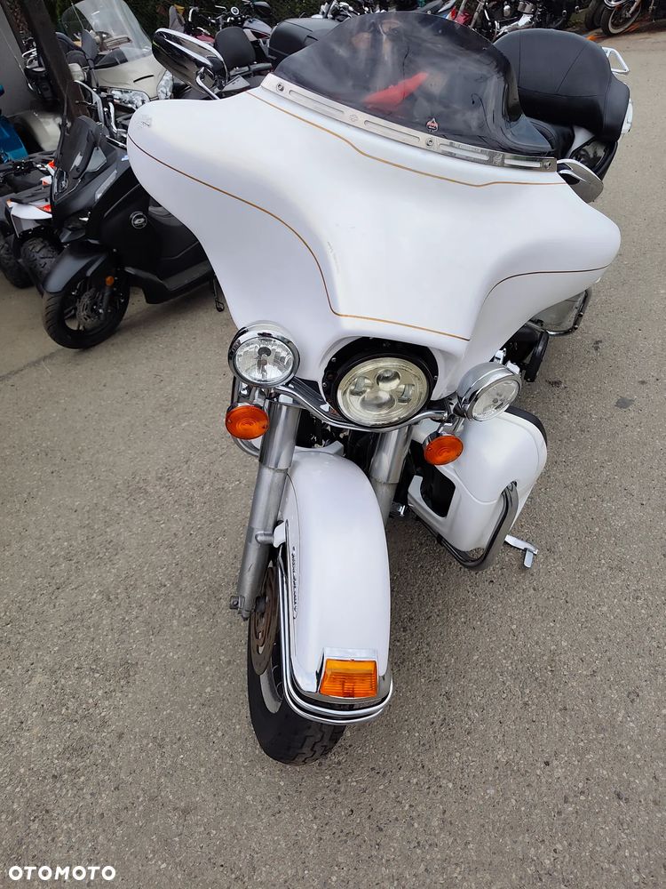 Harley-Davidson FLHTCU Ultra - 21