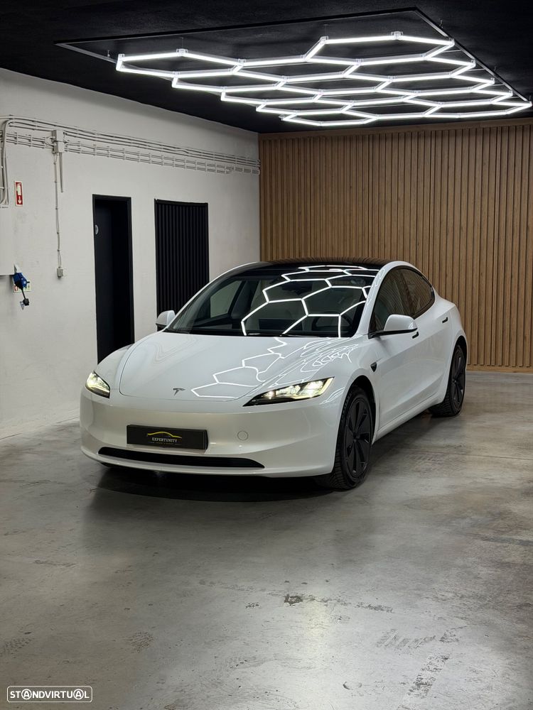 Tesla Model 3 Standard Range Plus RWD - 3