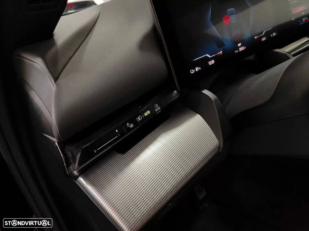 BMW i5 Touring eDrive40 - 51