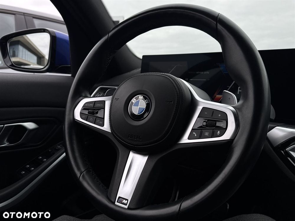 BMW Seria 3 320d xDrive - 10