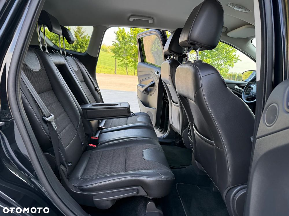 Ford Kuga - 29