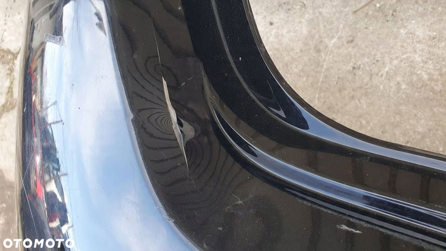 KIA Optima 10- sedan zderzak tylny tył € - 7
