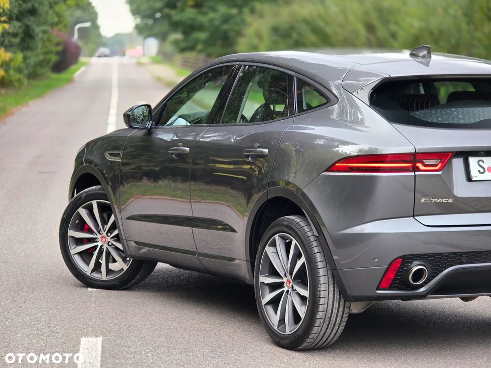 Jaguar E-Pace 2.0 i4D AWD R-Dynamic HSE - 39