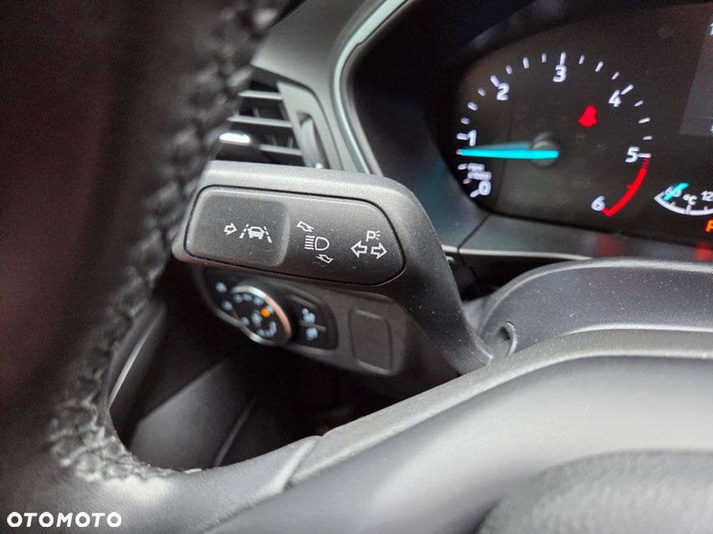 Ford Focus 1.5 EcoBlue Start-Stopp-System TITANIUM - 13