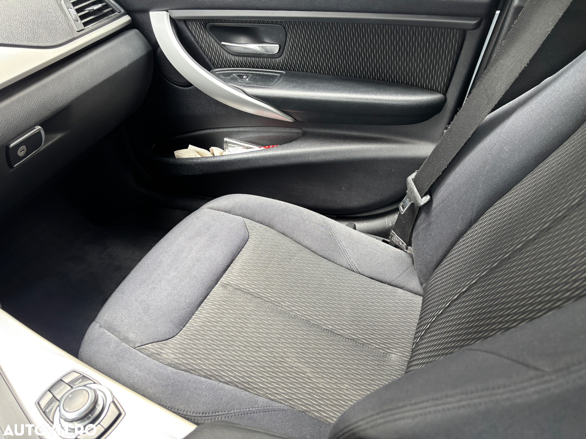 BMW Seria 3 318d Touring Aut. - 4