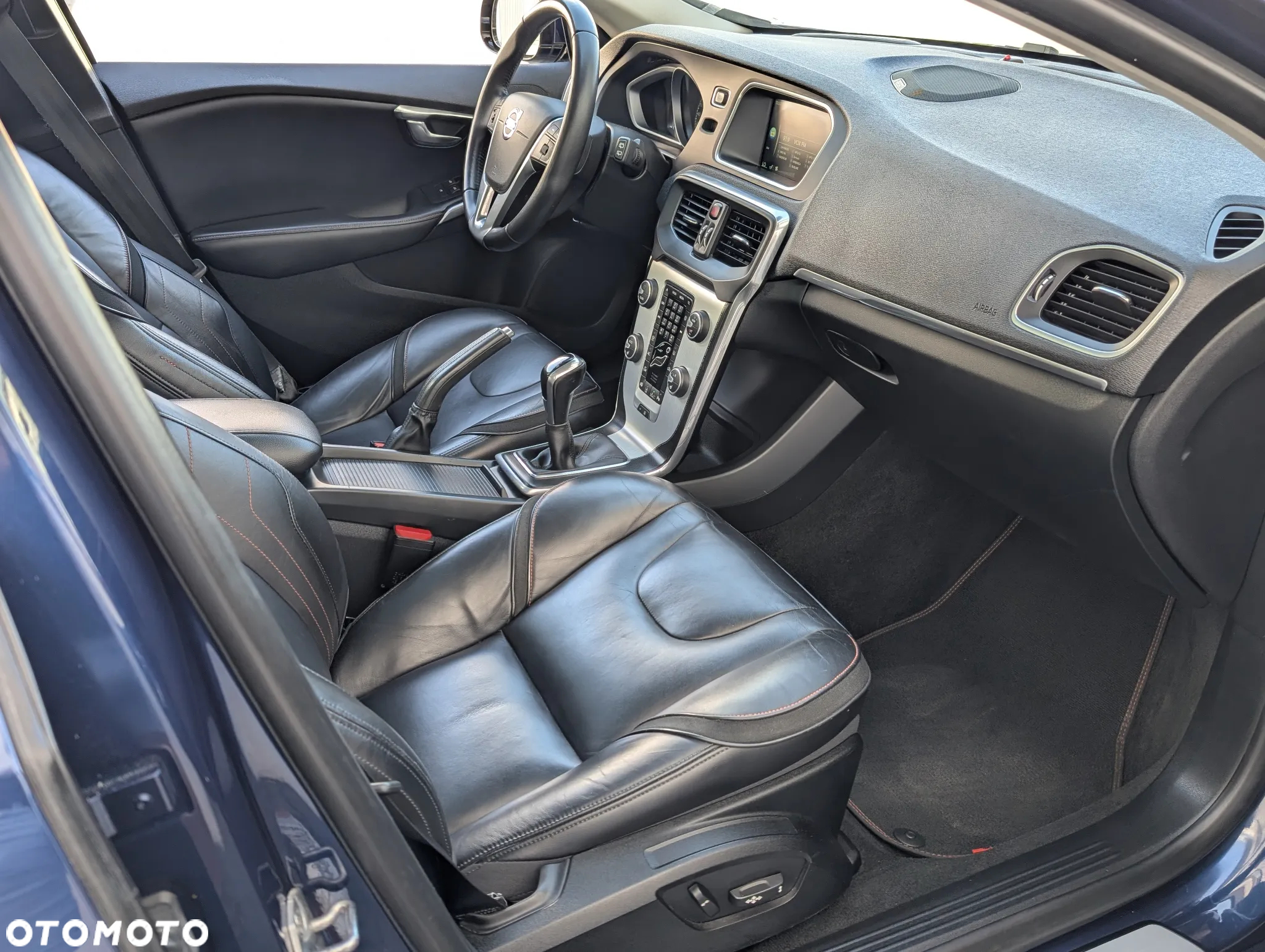 Volvo V40 D3 Ocean Race - 19