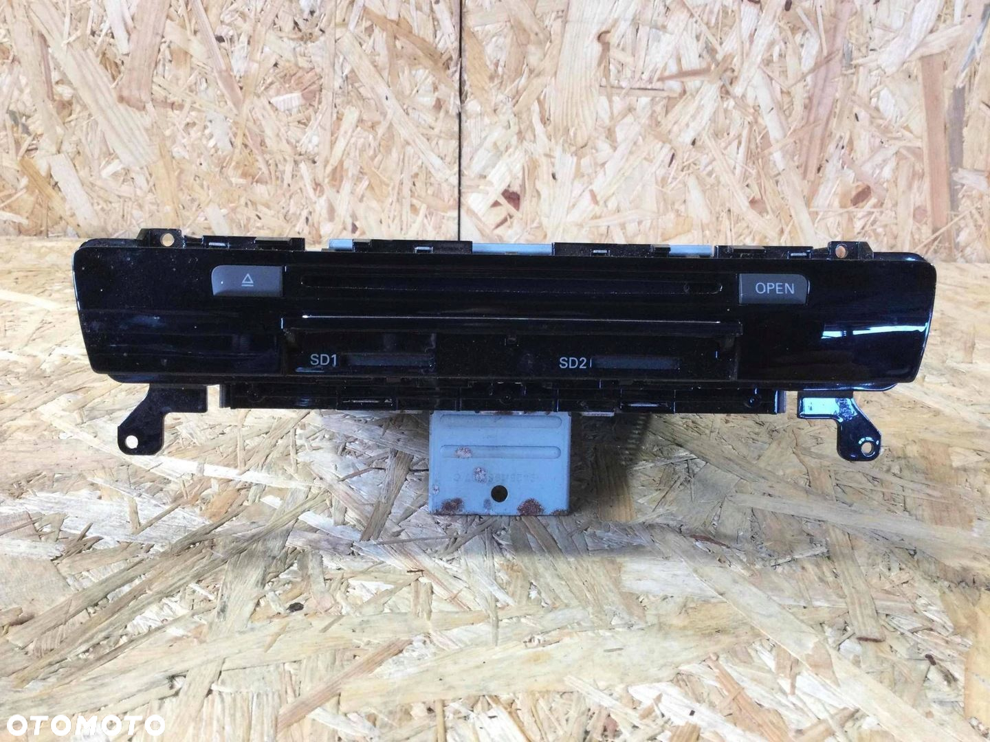 Radio z nawigacją AUDI A6 AVANT 4F5, C6 4G0035666J 3.0L diesel 2012 - 2