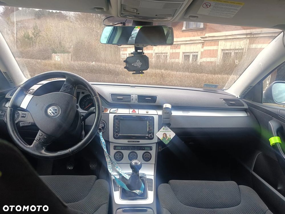 Volkswagen Passat 2.0 TDI DPF Comfortline - 4