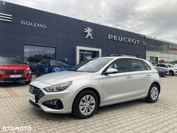 Hyundai i30 1.5 DPI Classic +