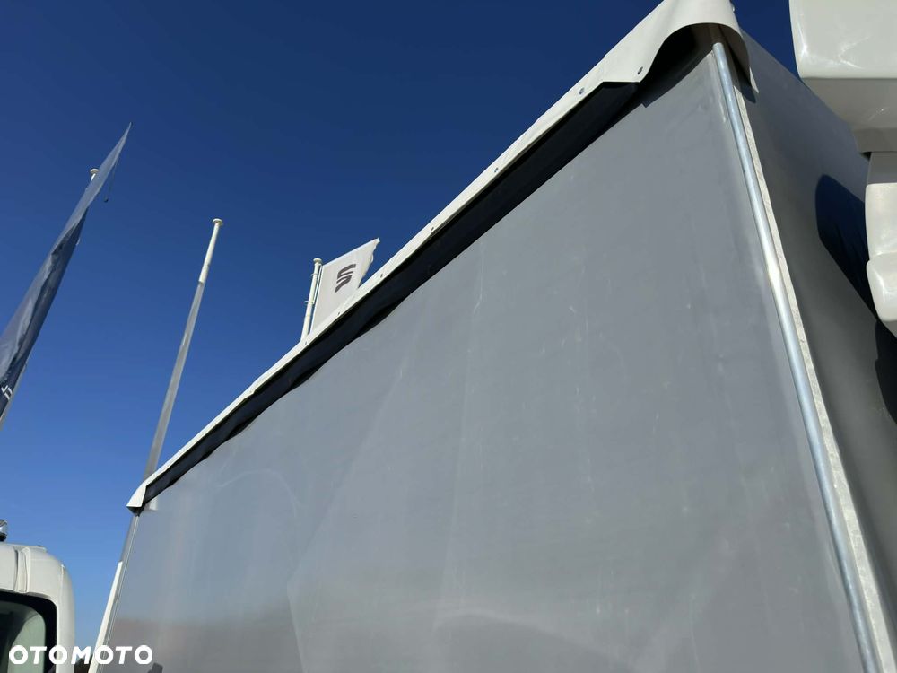 Volkswagen CRAFTER - 13