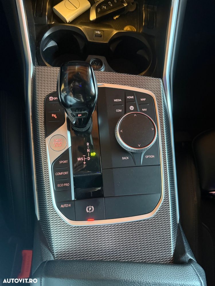 BMW Seria 3 320d Aut. M Sport - 19