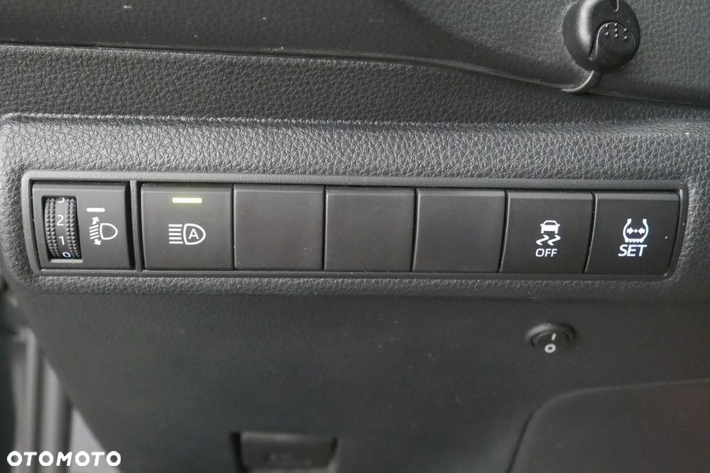 Toyota Corolla 1.8 Hybrid Active - 25