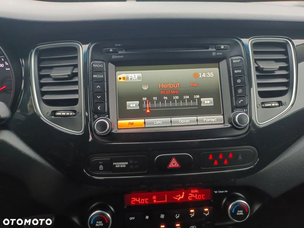Kia Carens - 20