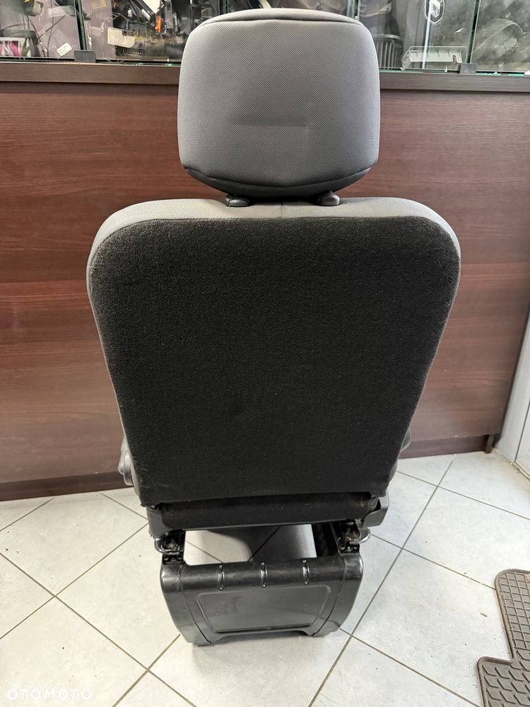 Fotel pasażera pojedyńczy Renault Master III - 4