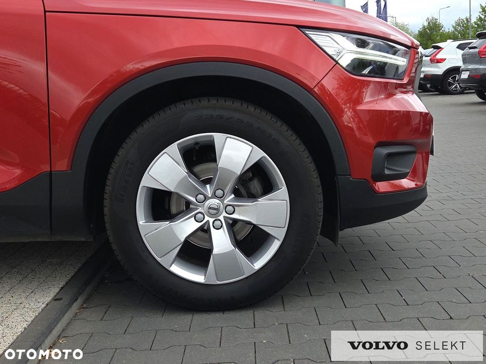Volvo XC 40 T3 Momentum Pro - 29