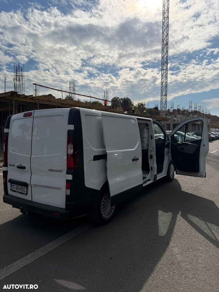 Renault TRAFIC - 6