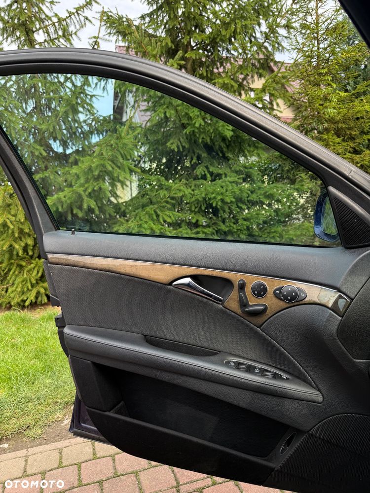 Mercedes-Benz Klasa E 500 Avantgarde - 10