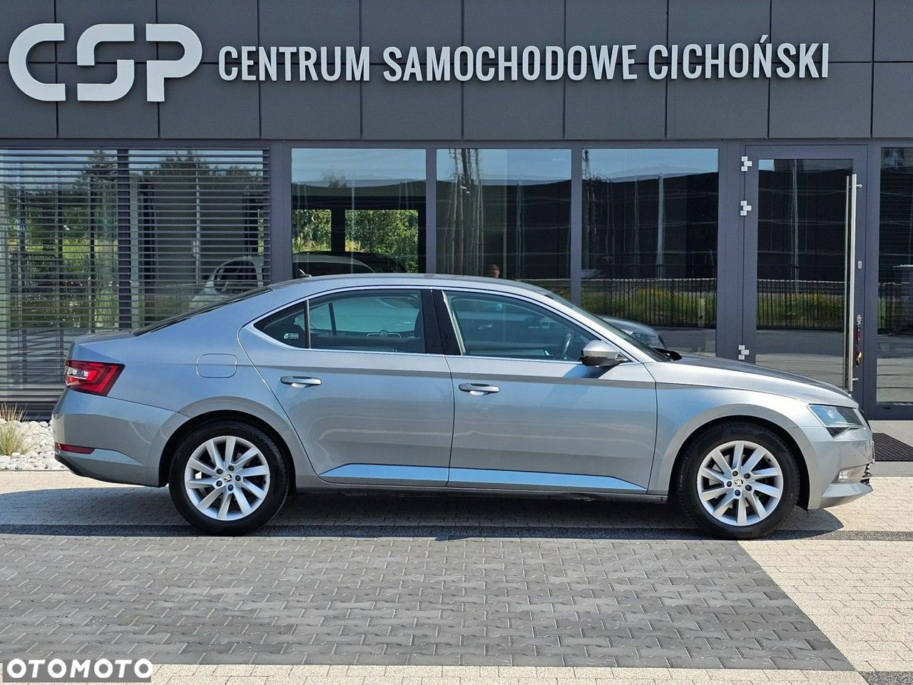 Skoda Superb 2.0 TDI SCR Style - 30