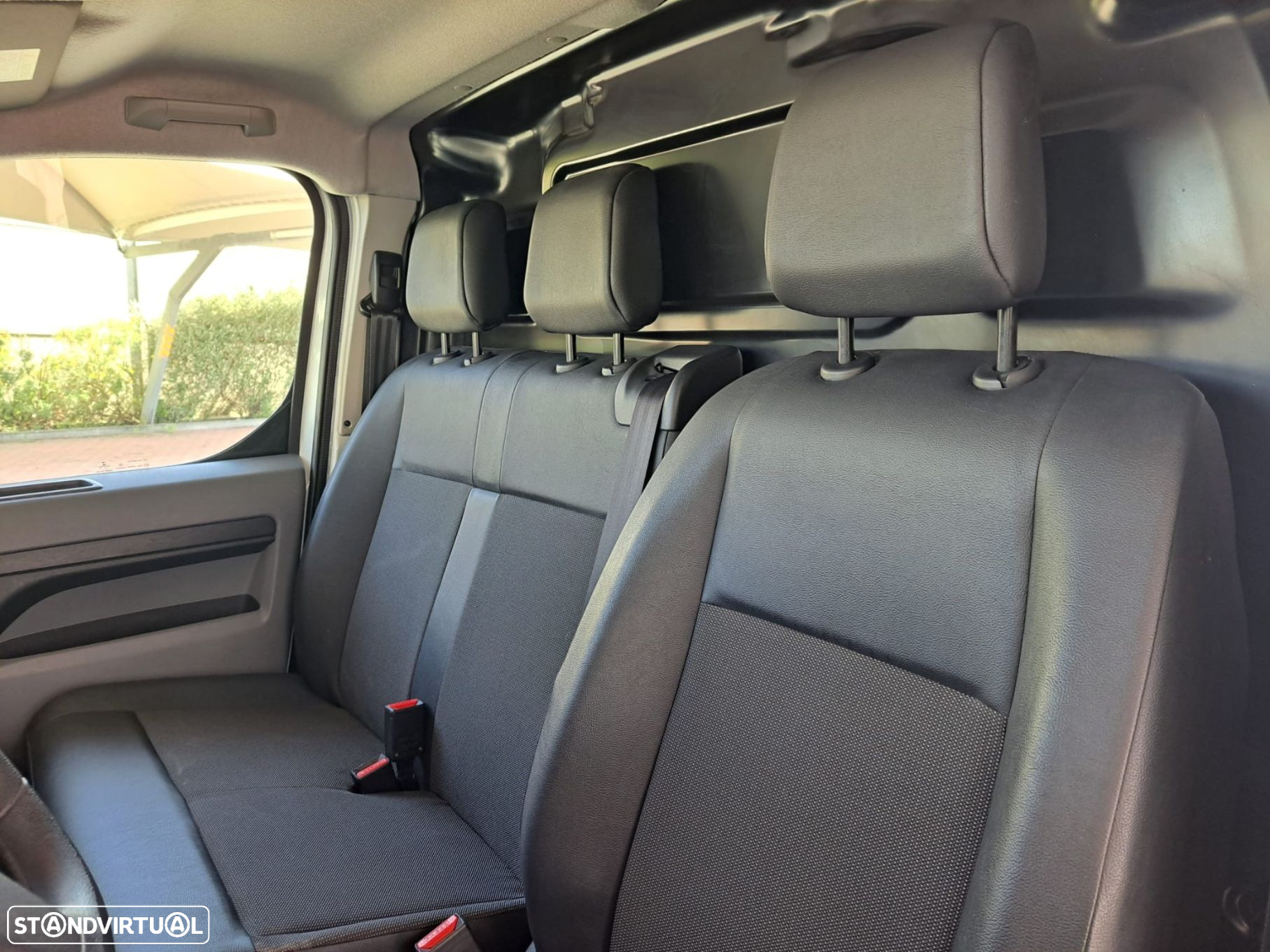 Citroën Jumpy 2.0 BlueHDi 145 Longa - 8