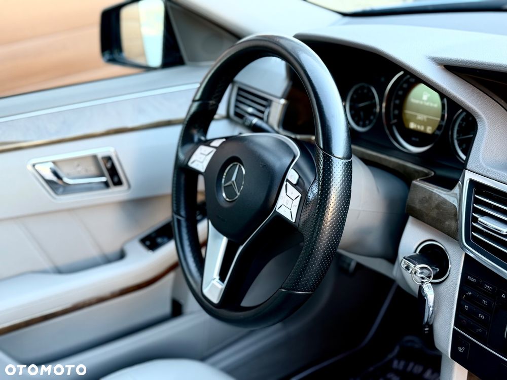Mercedes-Benz Klasa E - 34