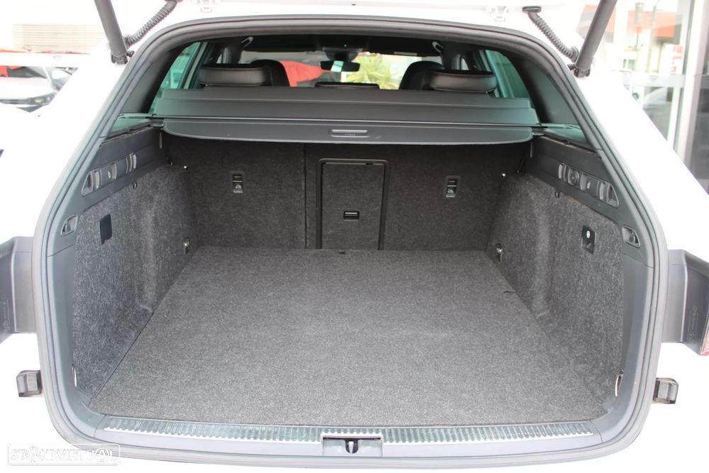 Skoda Superb 1.4 TSI iV Sportline DSG - 17